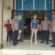 Personel Polsek Batang Toru saat melaksanakan pengamanan di tengah-tengah jemaat ibadah Minggu di Gereja