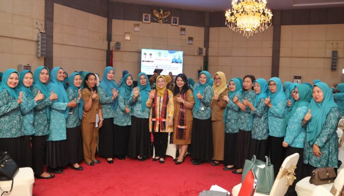 Sambut Tim Supervisi Provsu, Ny Murni Dorong Penguatan Peran Keluarga