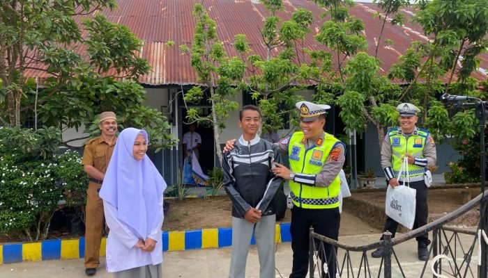 Kasat Lantas Polres Padangsidimpuan Edukasi Pelajar terkait Penyebab Kecelakaan