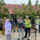 Kasat Lantas Polres Padangsidimpuan, AKP Jonni Silalahi, mengajukan pertanyaan ke salah satu siswa di sela kegiatan Police Goes to School