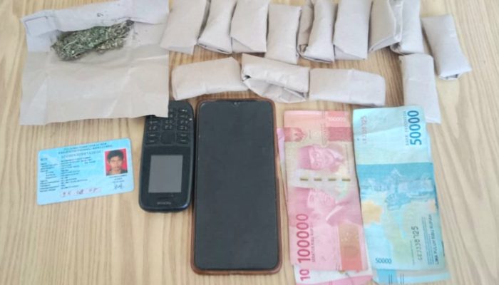 Simpan 14 Paket Ganja, Pemuda 33 Tahun Ditangkap Polsek Padang Bolak