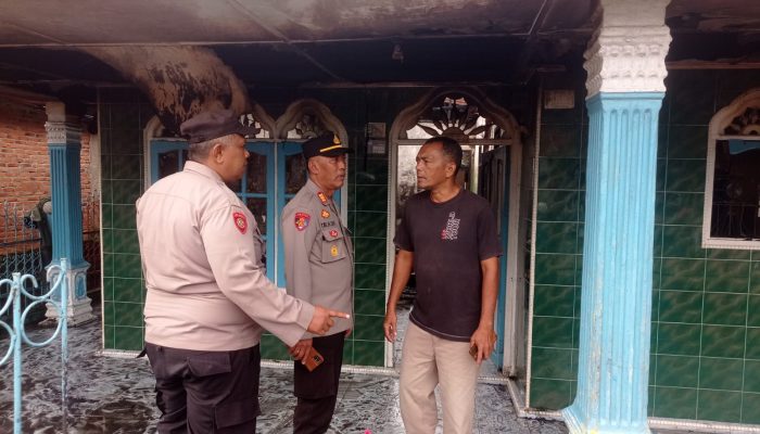 Berawal dari Memasak Air Minum, Rumah Petani di Tapsel Kebakaran