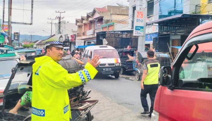 Antisipasi Kriminalitas, Pos Lantas Batang Toru Patroli ke Pasar