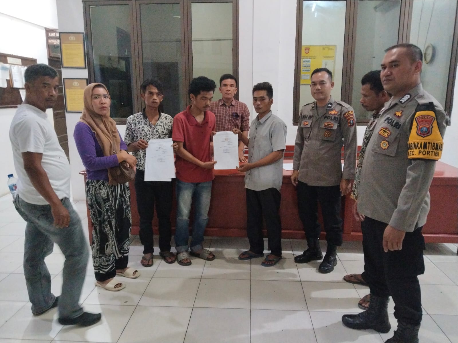 Kedua belah pihak sepakat berdamai ditandai dengan adanya surat perdamaian