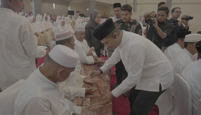 Saat Tepung Tawar, Kapolres Doakan 174 Calhaj Tapsel Jadi Haji Mabrur