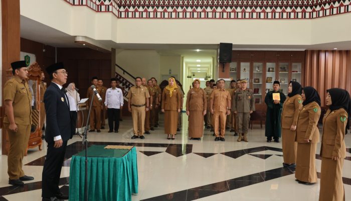 Lantik 5 Kepala Sekolah, Gus Irawan Ingatkan Persiapkan Generasi Unggul