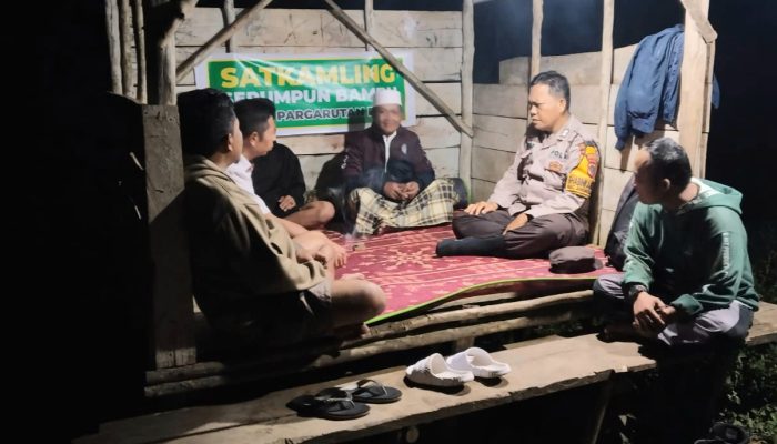 Cek Poskamling, Polsek Sipirok Imbau Waspada Orang Asing
