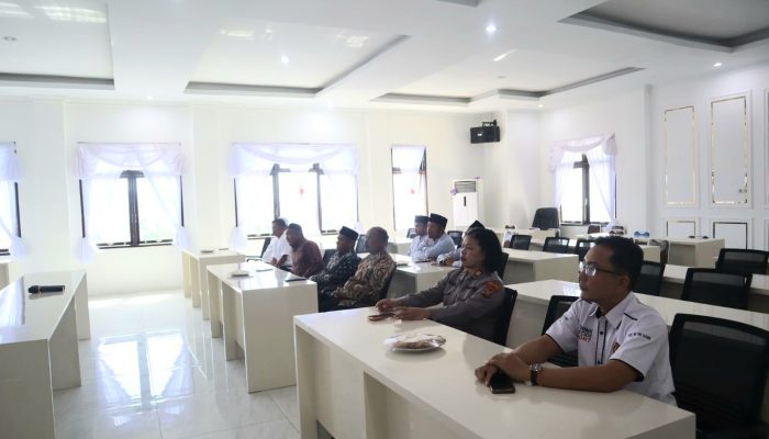 Perkuat Fungsi Kehumasan, Kasi Humas Polres Tapsel Ikuti Dialog Publik dengan Berbagai Tokoh