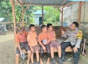 Sambangi Anak-anak, Polsek Batang Toru Beri Nasehat