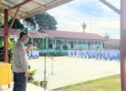 Upacara Bendera, Polres Tapsel dan Polsek Jajaran Serentak Jadi Pembina di Sejumlah Sekolah