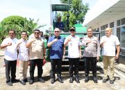 Serahkan Bantuan Alsintan, Sabam: Ini Hasil Perjuangan Bupati Tapsel