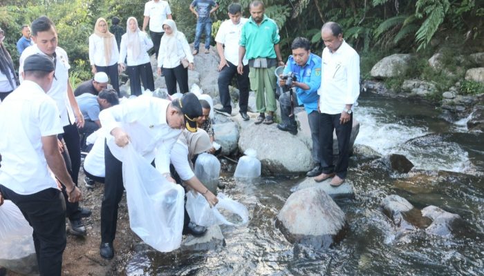 Dukung Program MBG Presiden, Tapsel Kebut Bangun 1.000 Kolam
