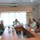 Bupati Tapsel, Gus Irawan Pasaribu, bersama Kepala OJK Regional 5 Sumatera Bagian Utara (Sumbagut), Khoirul Muttaqien, dan lainnya di sela peluncuran program 'Sumut Smart Investor'