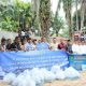Bupati Tapsel, Gus Irawan Pasaribu, penyerahan bantuan berupa, bibit ikan dan pakannya di kolam air tenang Desa Pargarutan Julu, Kecamatan Angkola Timur