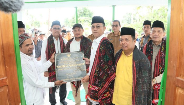 Gus Irawan Wujudkan Janji, Bangun Tiga Desa Strategis di Tapsel