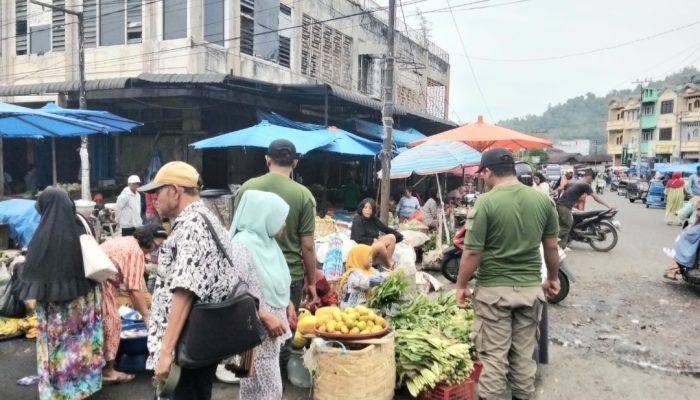 Wujudkan Kota Tertib Aturan, Satpol PP Sidimpuan Imbau PKL Patuhi Perda