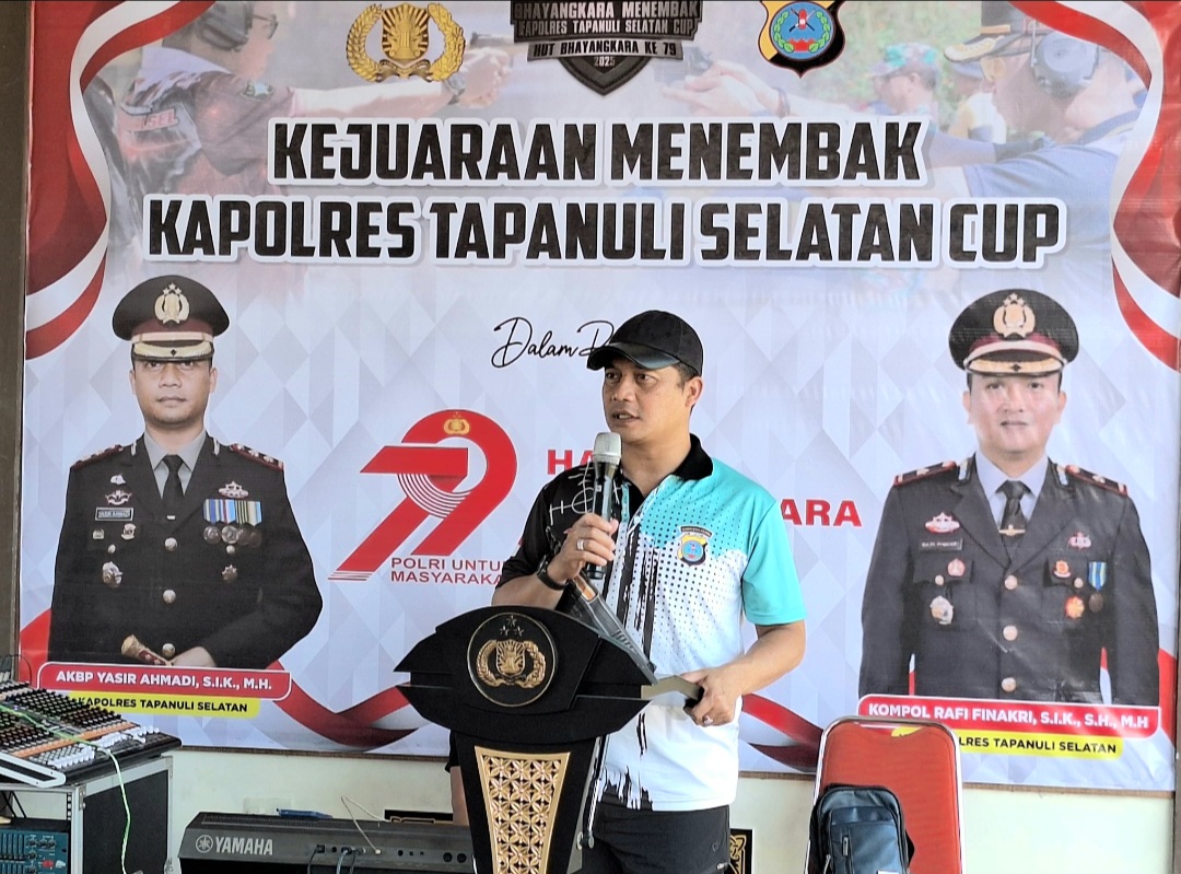 Kapolres Tapsel, AKBP Yasir Ahmadi, secara resmi membuka kejuaraan menembak dalam rangka memeriahkan HUT Bhayangkara ke-79