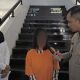 Kapolres Tapsel, AKBP Yasir Ahmadi, saat menanyai seorang ibu muda berinisial, DDT yang diduga tega melakukan penganiayaan terhadap putrinya sendiri yang masih bayi berusia 11 bulan, Zefanya Austin Putri, hingga meninggal dunia