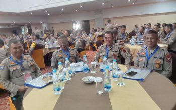 Plt Kasat Binmas Polres Tapsel, Iptu Taufik Simanullang, dan jajaran, saat mengikuti Rakor Fungsi Bhabinkamtibmas yang digelar Polda Sumut