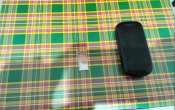Berikut adalah barang bukti narkotika jenis sabu dan satu unit Handphone warna hitam yang berhasil disita dari seorang pria berinisial, ABH usai ditangkap Tim Opsnal Unit Reskrim Polsek Padang Bolak