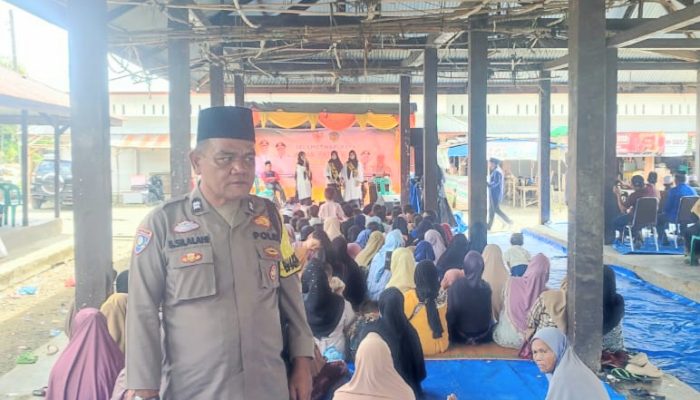Polsek Sipirok Kawal Penyaluran Zakat dan Santunan Anak Yatim di Arse