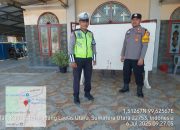 Sejumlah personel Polsek Padang Bolak saat menggelar Patroli pengamanan ibadah Minggu di Gereja HKBP Gunung Tua