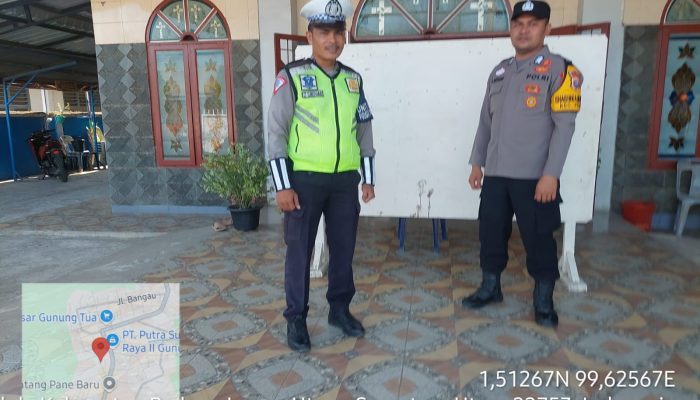 Polsek Padang Bolak Patroli dan Gatur Lalin di Gereja HKBP Gunung Tua