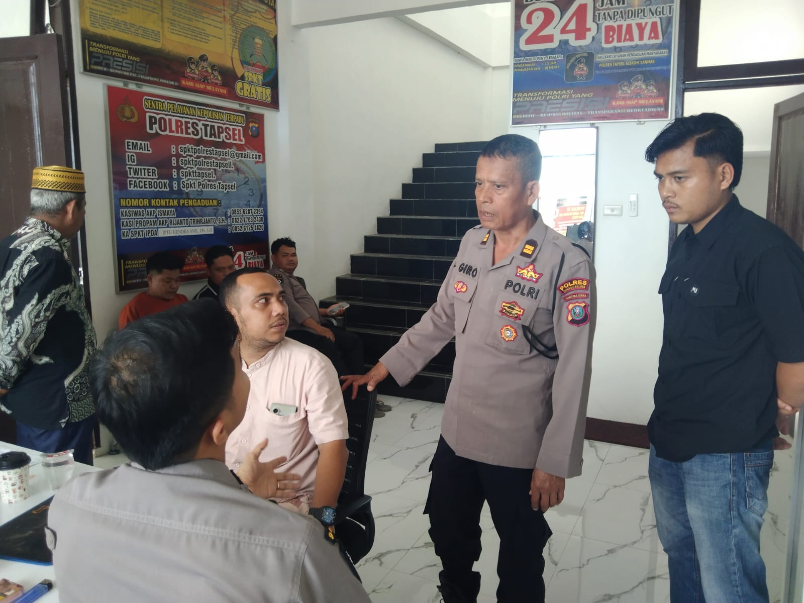 Upaya mediasi yang dilakukan di Ruang Konseling SPKT Polres Tapsel atas kasus dugaan penipuan masuk Akmil yang belum menemukan titik temu