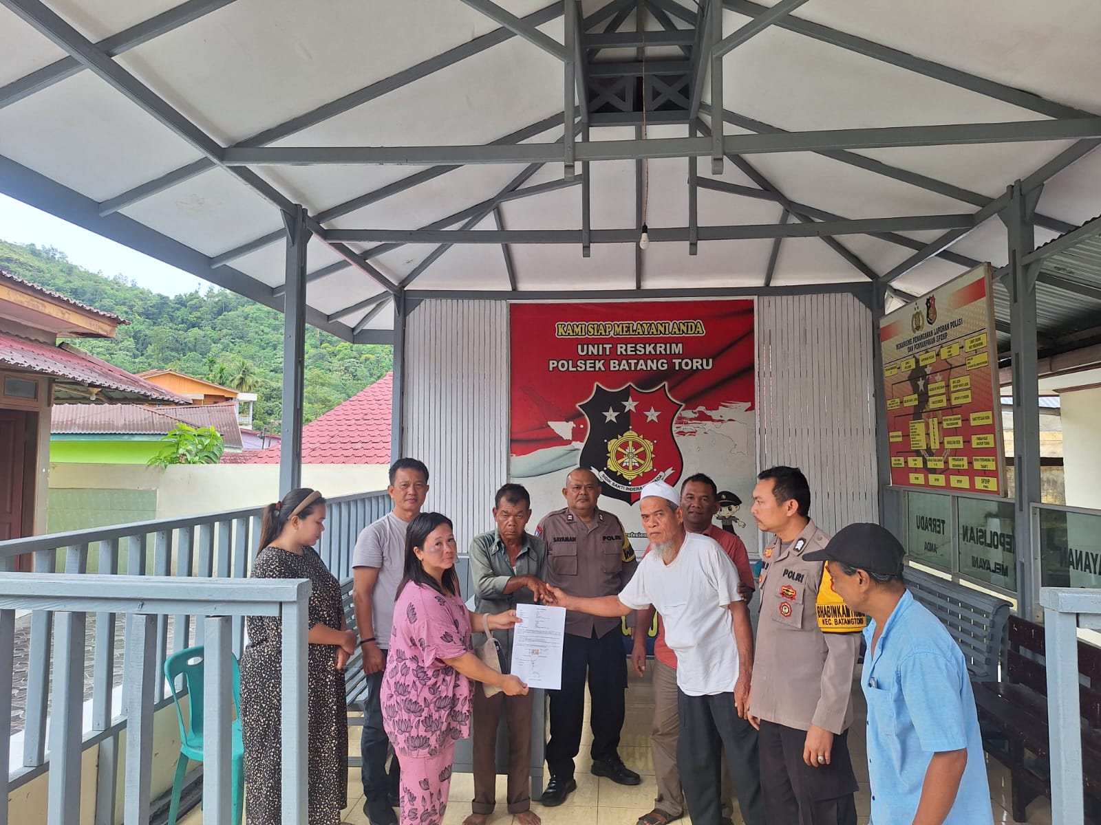 Kedua belah pihak sepakat untuk berdamai usai dimediasi personel Polsek Batang Toru