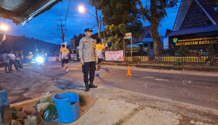 Polsek Batang Toru Kawal Ketat Martabe Run 2025