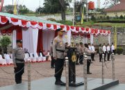Kapolres Tapsel, AKBP Yasir Ahmadi, saat memimpin Upacara kenaikan pangkat