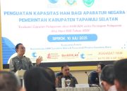 Bupati Tapsel, Gus Irawan Pasaribu, saat memberikan sambutan pada kegiatan bertajuk, 'Penguatan Kapasitas HAM Bagi Aparatur Sipil Negara di Pemerintah Kabupaten Tapanuli Selatan'