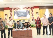 Bupati Tapsel, Gus Irawan Pasaribu, meneken MoU dengan Kajari Mhd Indra Nasution, dan Kepala Kantor Pertanahan Anita Noveria Lismawaty, dalam rangka memperkuat tata kelola pemerintahan dan aset daerah