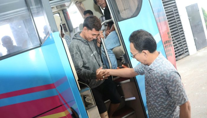 Harapan Baru, Bupati Tapsel Sambut Warga Disabilitas Penerima Kaki dan Tangan Palsu