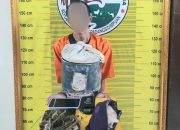 Seorang pria berinisial, N, usai ditangkap Tim Opsnal Sat Resnarkoba Polres Padangsidimpuan bersama barang bukti narkotika jenis ganja yang sebelumnya disimpan di dalam Magic Com