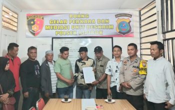 Kedua belah pihak yang sempat berselisih soal hutang piutang yang berujung pada kekerasan, akhirnya sepakat untuk berdamai setelah melewati proses mediasi di Kantor Polsek Sipirok