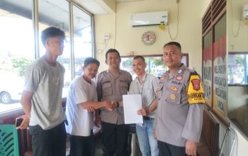 Personel Polsek Batang Toru sukses memediasi perselisihan antar warga soal sumur bor hingga berakhir damai