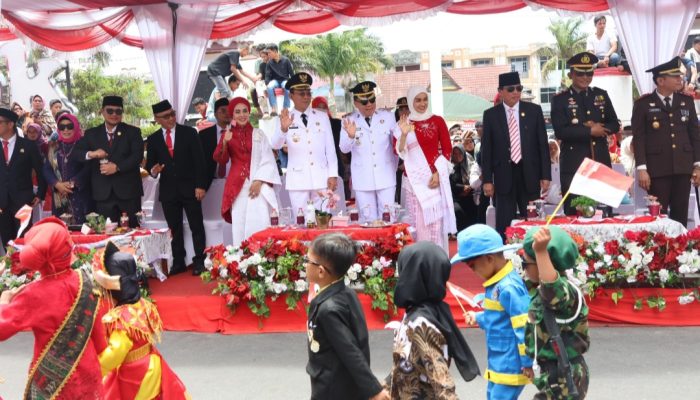 Pawai HUT RI ke-80 di Sipirok, Ribuan Warga Padati Jalan Utama