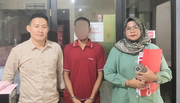 Polsek Padang Bolak Serahkan Tersangka Pencurian ke Kejari Paluta