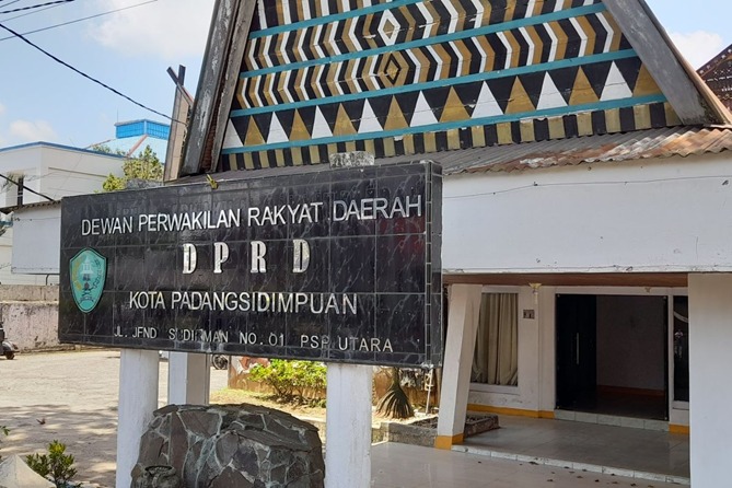 Kantor DPRD Kota Padangsidimpuan