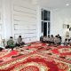 Kapolres Tapsel, AKBP Yon Edi Winara, bersama para pejabat utama, tokoh agama, dan anak-anak yatim di Kecamatan Angkola Timur terlihat khusyuk melantunkan surah Yasin sekaligus mendoakan Indonesia agar tetap aman, damai, dan kondusif