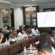 Bupati Tapsel, Gus Irawan Pasaribu, bersama Forkopimda, Kantor Pertanahan (ATR/BPN), PT TPL, BPHL II, BPKH Wil I, KPH VI, dan KKPH X, serta Camat terkait, saat rapat koordinasi terkait penyelesaian konflik lahan di TPL beberapa waktu lalu