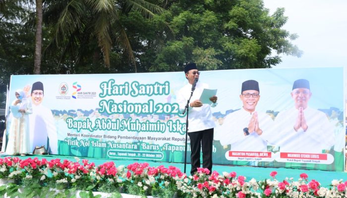 Hari Santri Nasional di Barus, Bupati Tapsel Serukan Pesantren Jadi Pejuang Moral di Era Digital