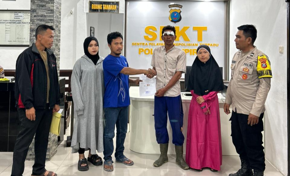 Kedua belah pihak yang sebelumnya sempat terlibat perkelahian akhirnya berdamai usai dimediasi Polsek Sipirok