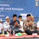Ustad Ucay, beserta Bupati Tapsel Gus Irawan Pasaribu, Sekda Sofyan Adil, dan General Manager Operations & Deputy Director Operations PTAR, Rahmat Lubis, berdoa bersama di sela kegiatan Tabligh Akbar