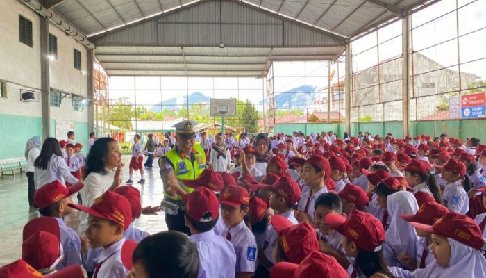 Ajak Siswa Tertib Berlalu Lintas Sejak Dini, Sat Lantas Padangsidimpuan Gelar Police Goes to School