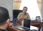 Bupati Tapsel, Gus Irawan Pasaribu, saat membuka pendampingan penyusunan roadmap ETPD di Ruang kerjanya