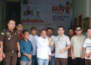 Yos Arnold Tarigan, bersama pejabat utama Kejaksaan, melaksanakan kunjungan silaturahmi ke Ketua Persatuan Wartawan Indonesia (PWI) Madina, Muhammad Ridwan, dan jajaran Pengurus lainnya di Panyabungan