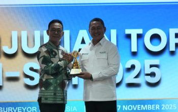 Bupati Tapsel, Gus Irawan Pasaribu, menghadiri penjurian final I-SIM 2025 di Gedung Graha Surveyor Indonesia di Jakarta