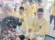 Pengasuh tertinggi PPITTNI, Buya Syekh Muhammad Ali Idris, saat mengikuti donor darah jelang pelaksanaan Zikir Akbar Nasional